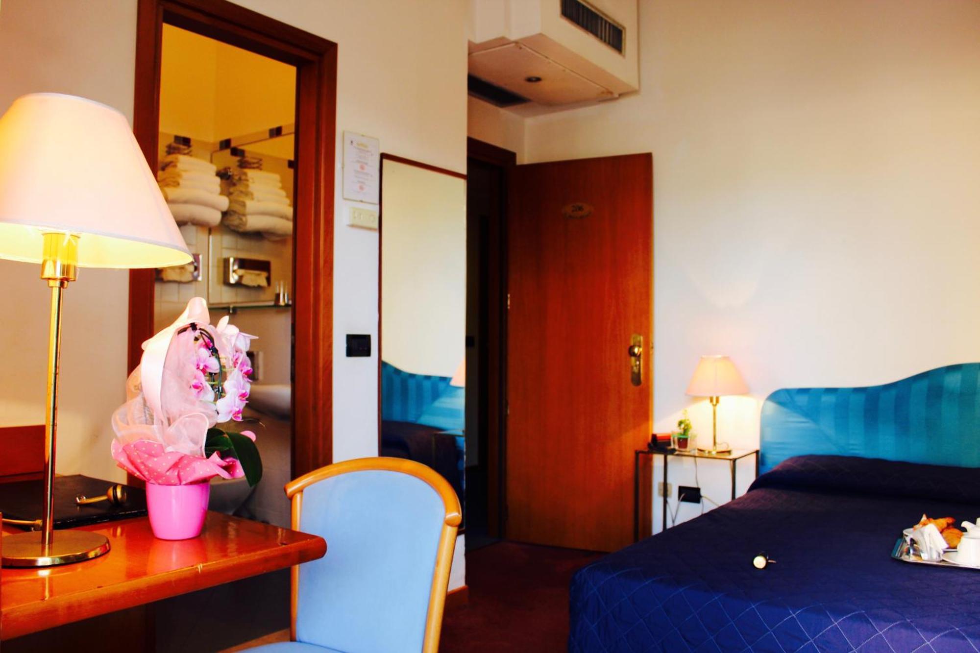 Arcangelo Roof Hotel Rimini Eksteriør billede